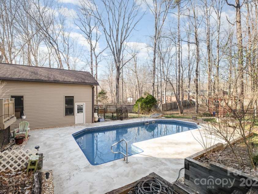 1006 Lost Cove, Weddington, NC 28104.  MLS# CAR4221698, YatesRealty ID 26154. 
