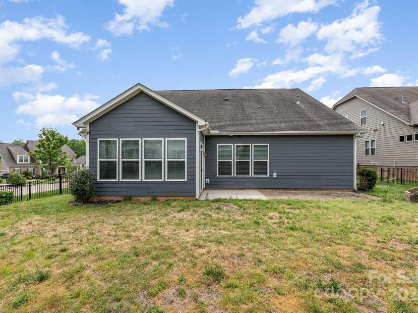 2009 Atherton Drive, Indian Trail, NC 28079.  MLS# CAR4173498, YatesRealty ID 26155. 