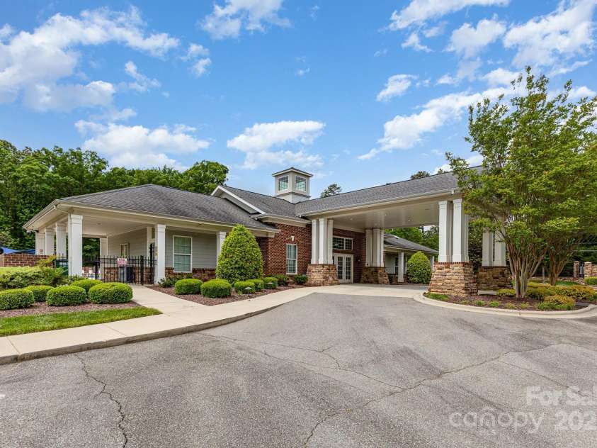 2009 Atherton Drive, Indian Trail, NC 28079.  MLS# CAR4173498, YatesRealty ID 26155. 