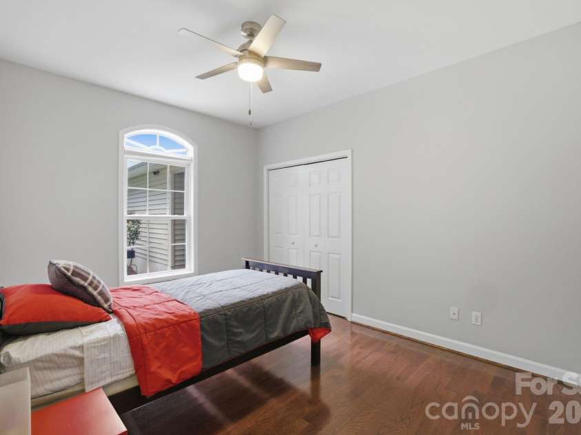 424 Mountain Harbor Drive, Lexington, NC 27292.  MLS# CAR4380660, YatesRealty ID 26156. 
