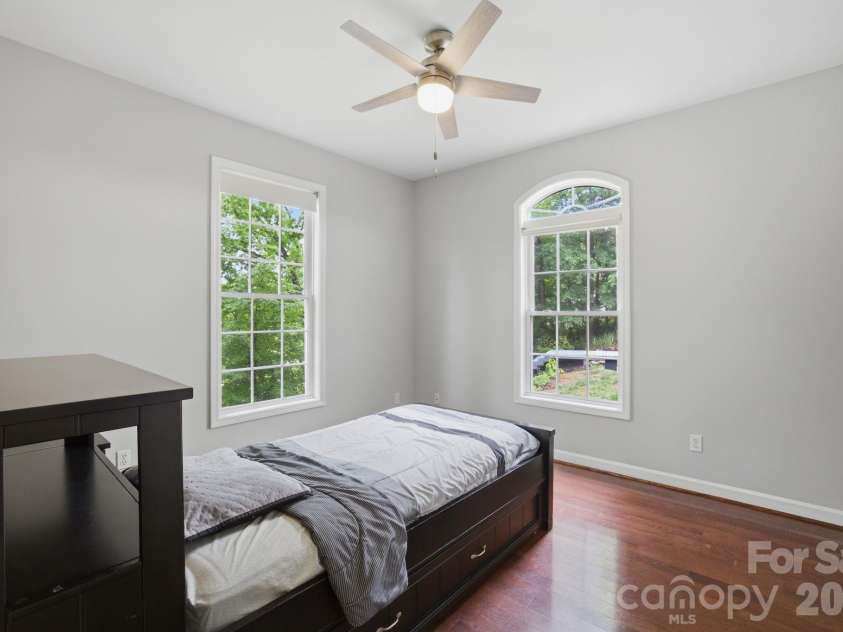 424 Mountain Harbor Drive, Lexington, NC 27292.  MLS# CAR4380660, YatesRealty ID 26156. 