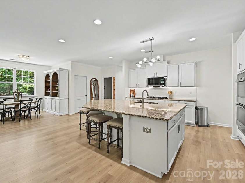 1104 Snowbird Lane, Waxhaw, NC 28173.  MLS# CAR4384035, YatesRealty ID 26157. 
