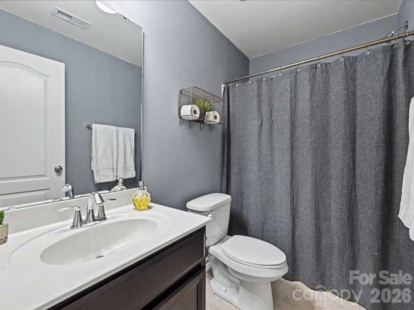 1104 Snowbird Lane, Waxhaw, NC 28173.  MLS# CAR4384035, YatesRealty ID 26157. 