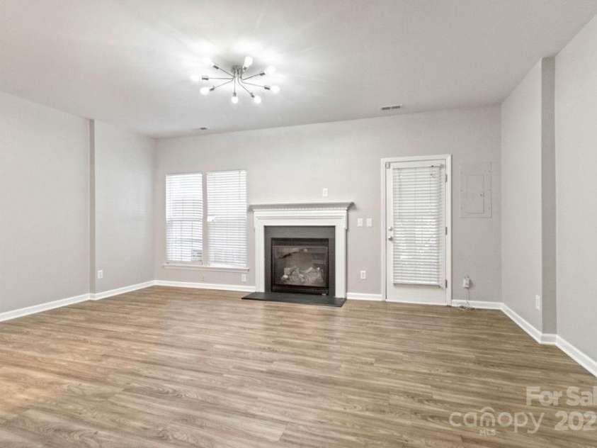 12207 Jessica Place, Charlotte, NC 28269.  MLS# CAR4235868, YatesRealty ID 26157. 