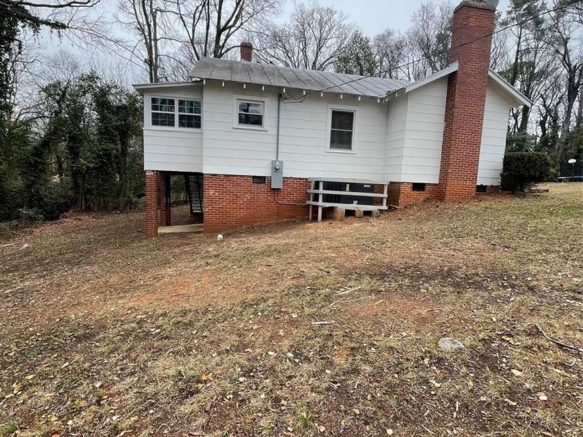 122 Hargrave Street, Wadesboro, NC 28170.  MLS# CAR4310979, YatesRealty ID 2616. 