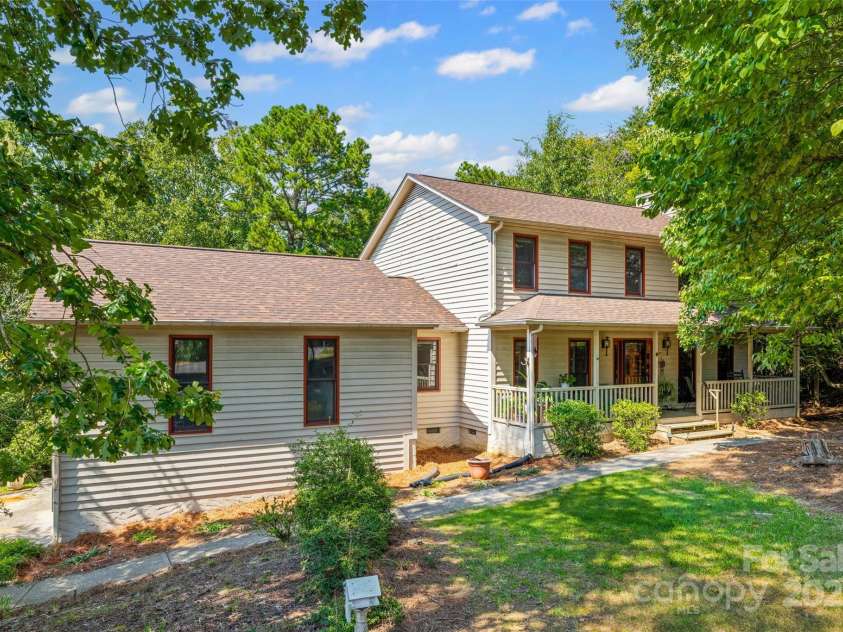 25011 Club View Drive, Tega Cay, SC 29708.  MLS# CAR4299722, YatesRealty ID 2616. 
