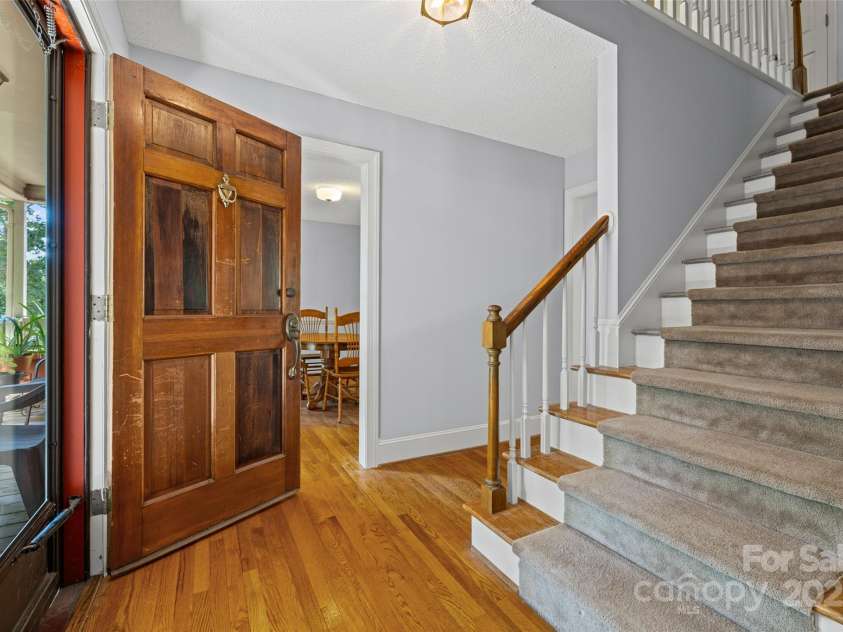 25011 Club View Drive, Tega Cay, SC 29708.  MLS# CAR4299722, YatesRealty ID 2616. 