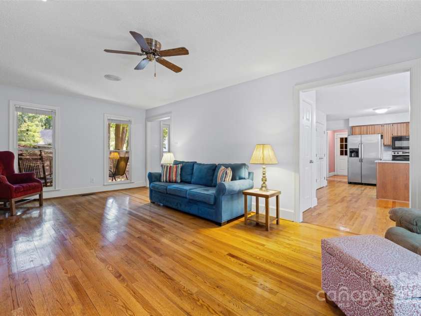 25011 Club View Drive, Tega Cay, SC 29708.  MLS# CAR4299722, YatesRealty ID 2616. 