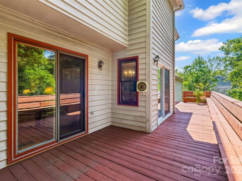 25011 Club View Drive, Tega Cay, SC 29708.  MLS# CAR4299722, YatesRealty ID 2616. 