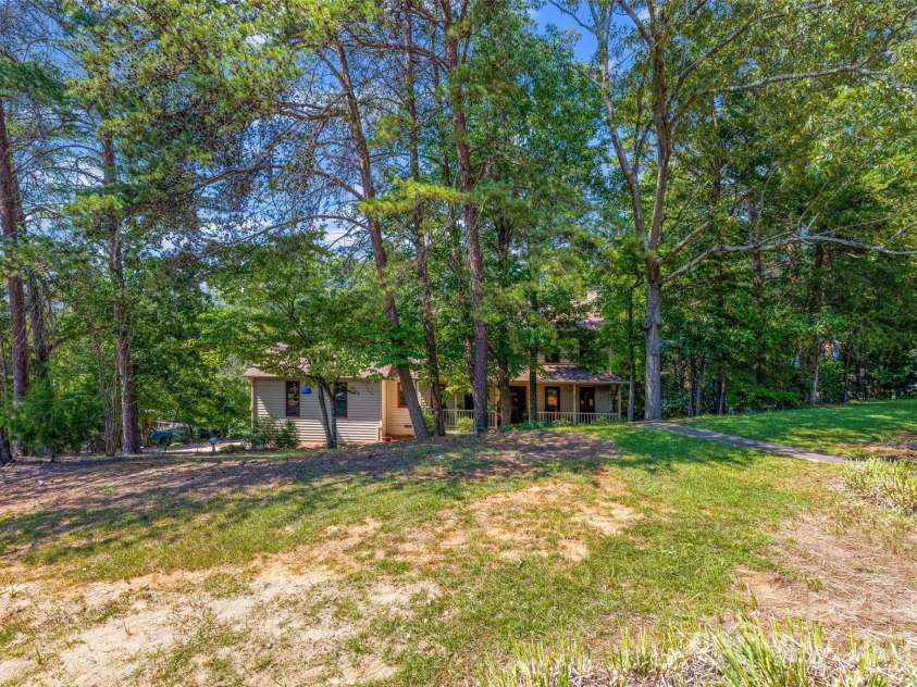 25011 Club View Drive, Tega Cay, SC 29708.  MLS# CAR4299722, YatesRealty ID 2616. 