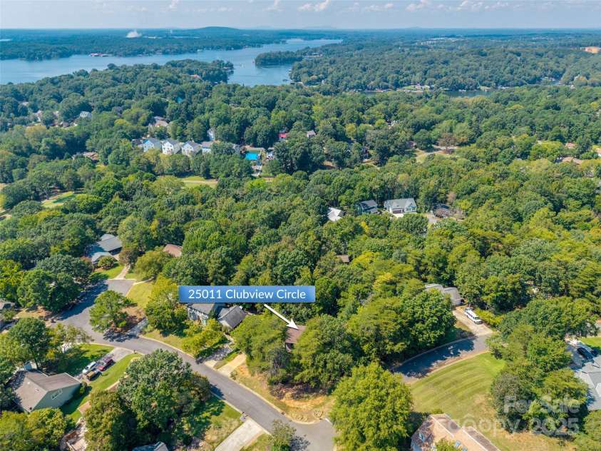 25011 Club View Drive, Tega Cay, SC 29708.  MLS# CAR4299722, YatesRealty ID 2616. 