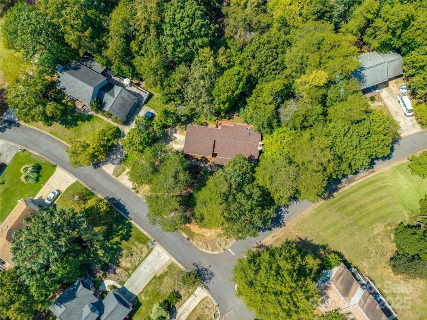 25011 Club View Drive, Tega Cay, SC 29708.  MLS# CAR4299722, YatesRealty ID 2616. 