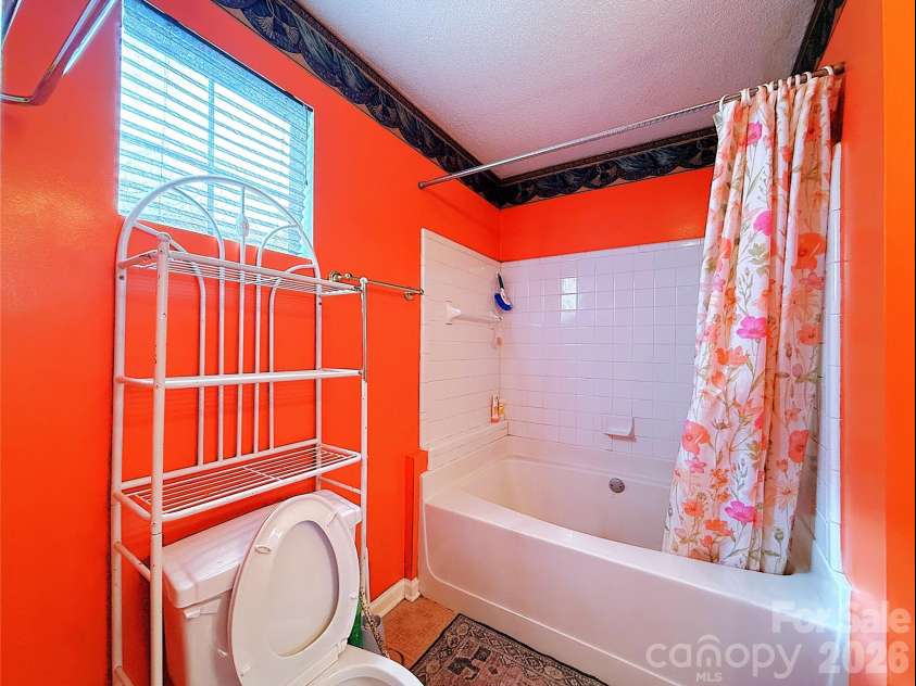 7333 Rosehall Drive, Charlotte, NC 28227.  MLS# CAR4337345, YatesRealty ID 2616. 