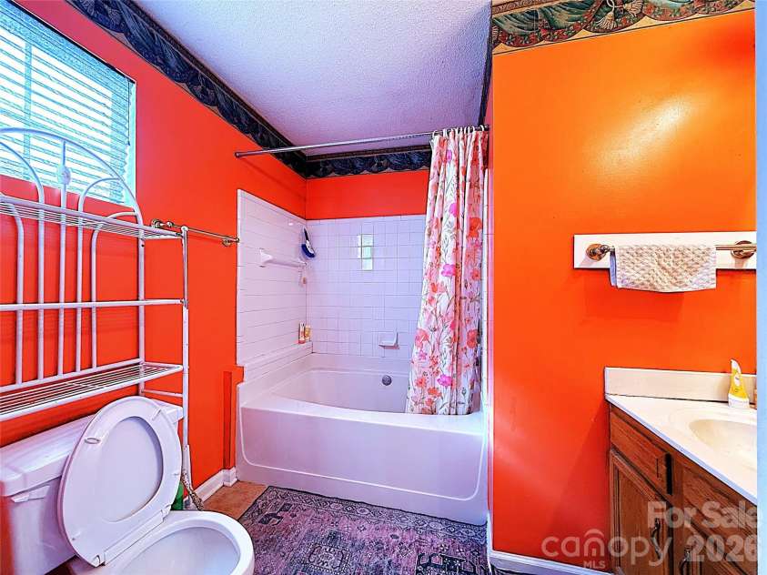 7333 Rosehall Drive, Charlotte, NC 28227.  MLS# CAR4337345, YatesRealty ID 2616. 