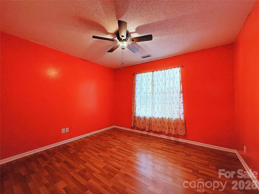 7333 Rosehall Drive, Charlotte, NC 28227.  MLS# CAR4337345, YatesRealty ID 2616. 