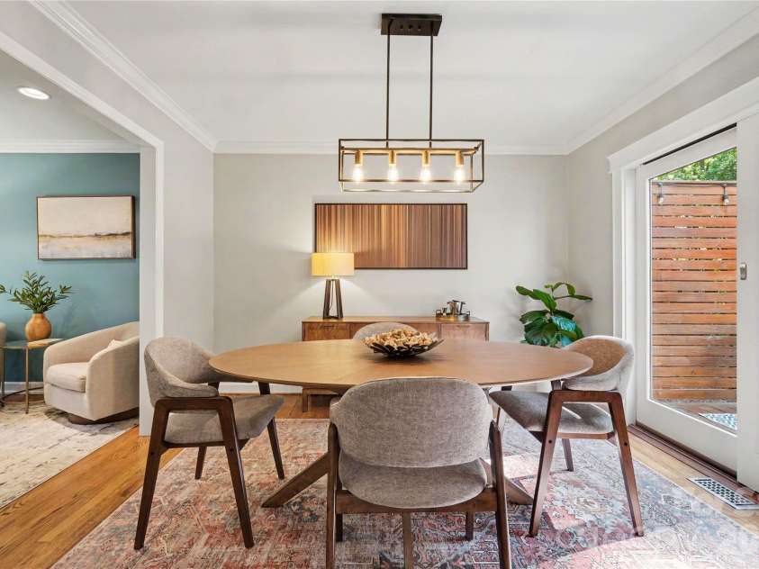 10428 South Hall Drive, Charlotte, NC 28270.  MLS# CAR4383038, YatesRealty ID 26160. Dining Room