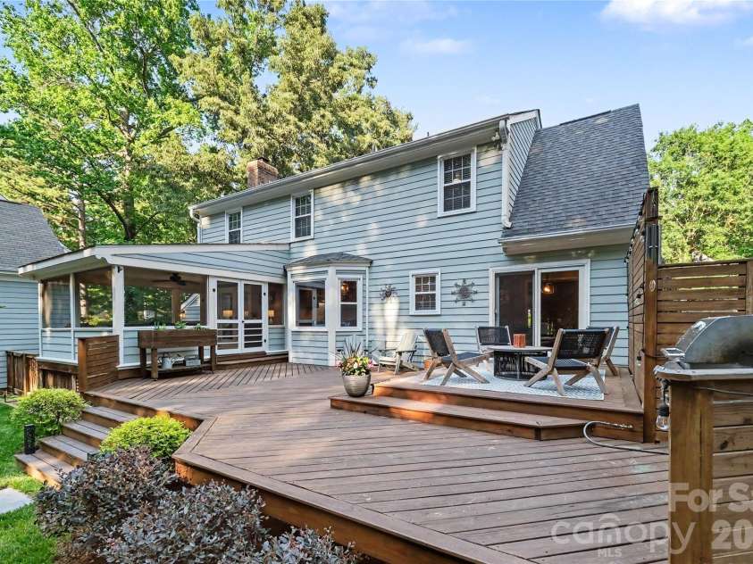 10428 South Hall Drive, Charlotte, NC 28270.  MLS# CAR4383038, YatesRealty ID 26160. I think it's time to move