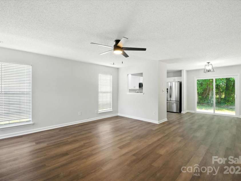 5717 Fairchase Avenue, Charlotte, NC 28269.  MLS# CAR4269956, YatesRealty ID 26161. 