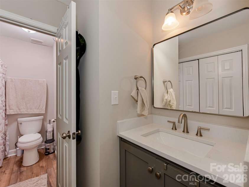 10200 Cairnsmore Place, Mint Hill, NC 28227.  MLS# CAR4377117, YatesRealty ID 26162. Bathroom Vanity