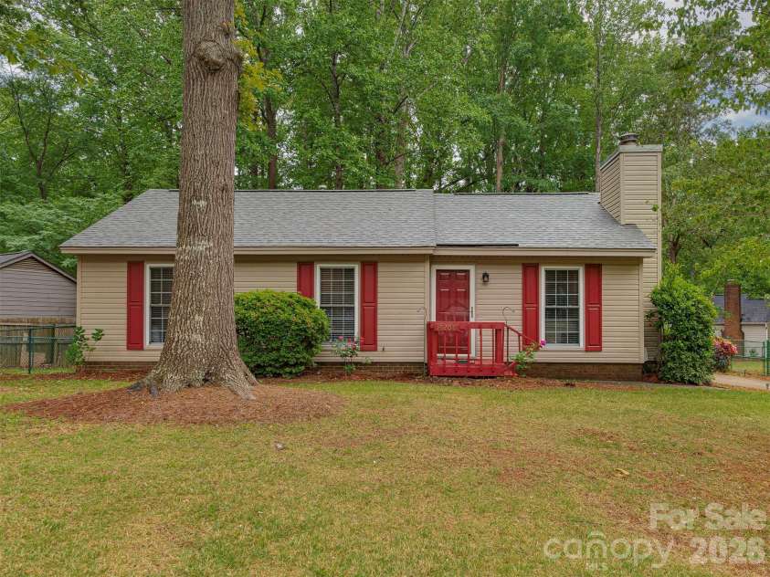 10200 Cairnsmore Place, Mint Hill, NC 28227.  MLS# CAR4377117, YatesRealty ID 26162. Front View