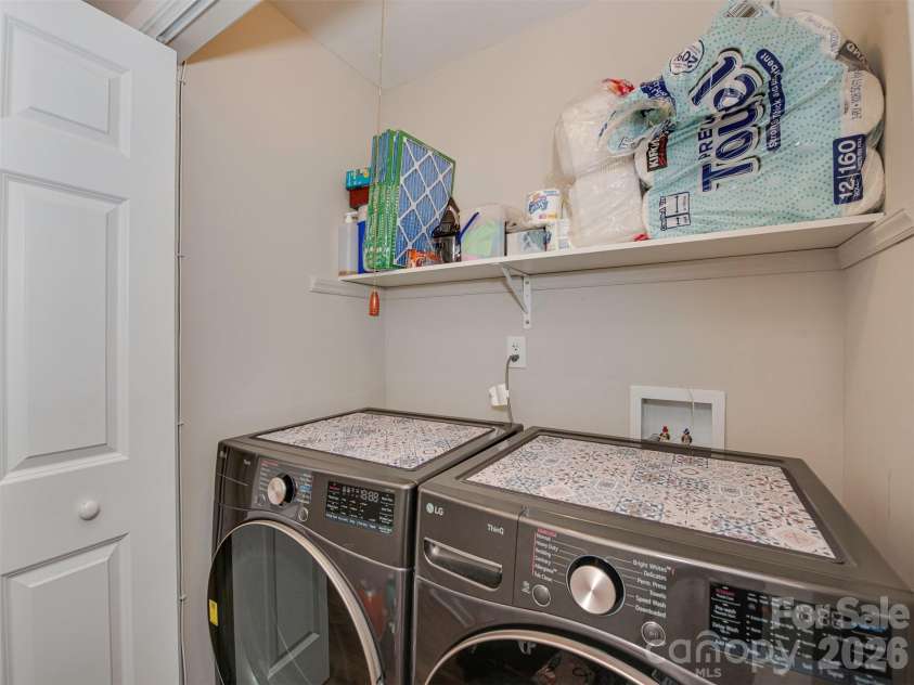 10200 Cairnsmore Place, Mint Hill, NC 28227.  MLS# CAR4377117, YatesRealty ID 26162. Laundry Area