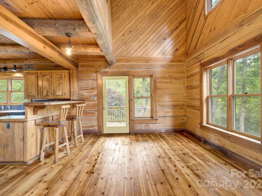 465 Youngs Gap Road, Fletcher, NC 28732.  MLS# CAR4275186, YatesRealty ID 26162. 