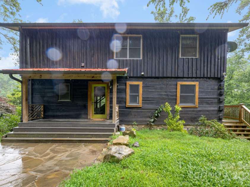 465 Youngs Gap Road, Fletcher, NC 28732.  MLS# CAR4275186, YatesRealty ID 26162. Exterior front