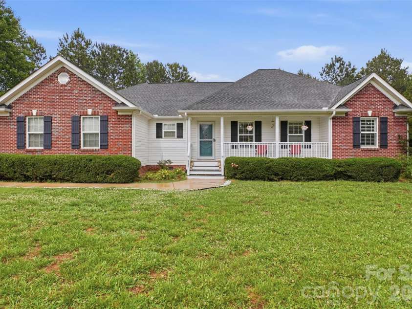 810 Tirzah Road, York, SC 29745.  MLS# CAR4381454, YatesRealty ID 26163. 