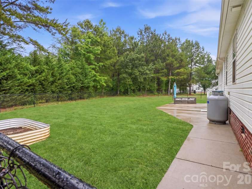 810 Tirzah Road, York, SC 29745.  MLS# CAR4381454, YatesRealty ID 26163. Fenced Backyard