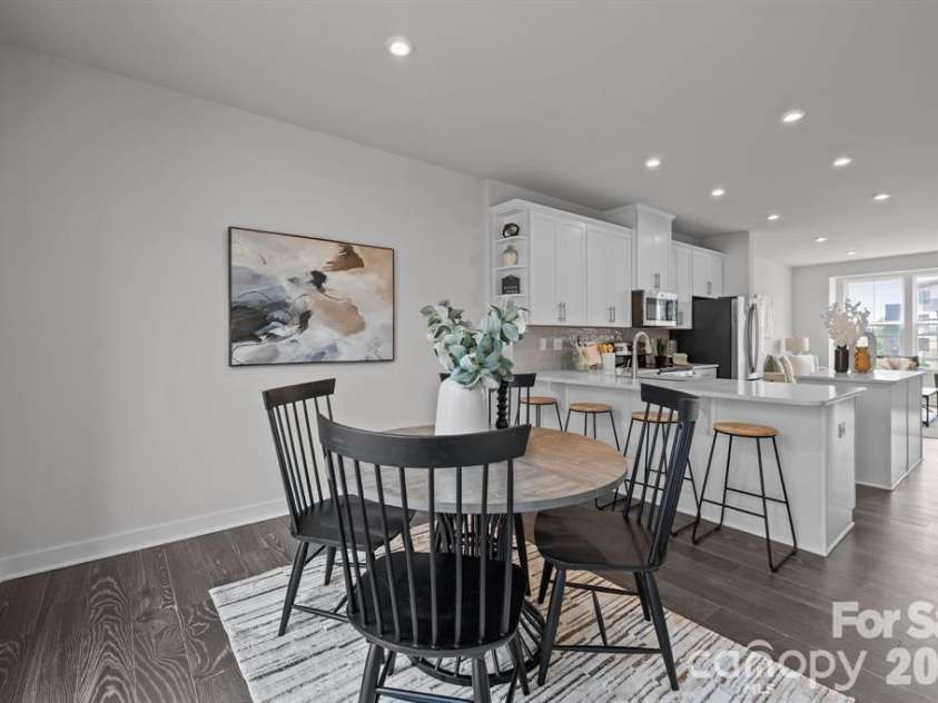 3737 Tryon Street, Charlotte, NC 28217.  MLS# CAR4368283, YatesRealty ID 26164. 