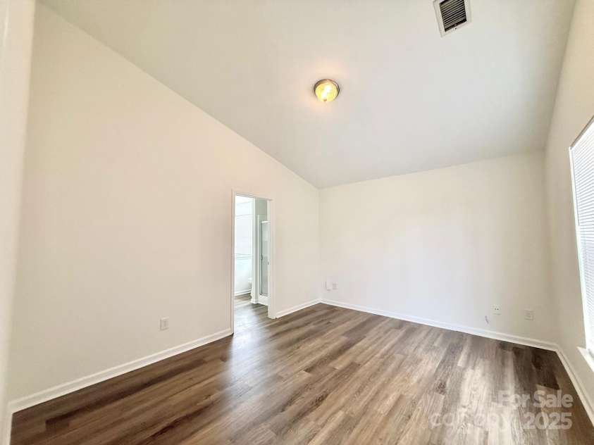 8551 Appledale Drive, Charlotte, NC 28262.  MLS# CAR4277581, YatesRealty ID 26164. 