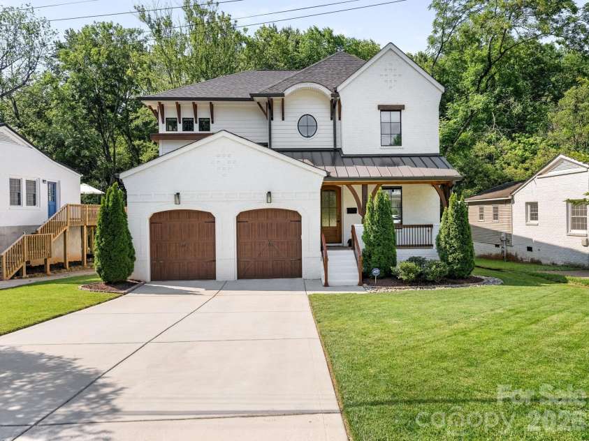 2928 Hanson Drive, Charlotte, NC 28207.  MLS# CAR4385420, YatesRealty ID 26165. 