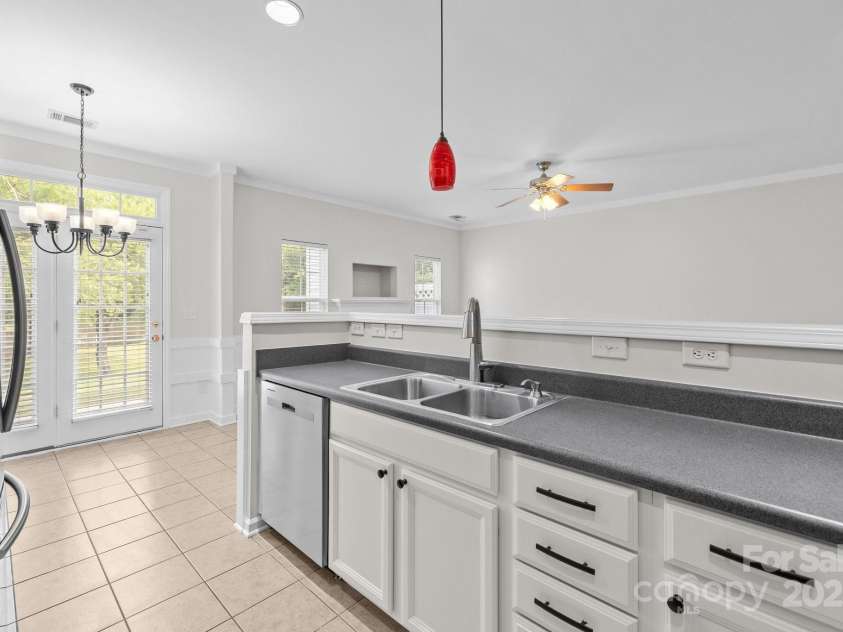 104 Clydesdale Court, Matthews, NC 28104.  MLS# CAR4252630, YatesRealty ID 26167. 