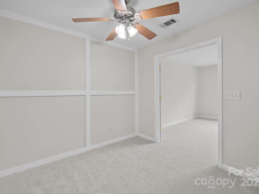 104 Clydesdale Court, Matthews, NC 28104.  MLS# CAR4252630, YatesRealty ID 26167. Flex Room