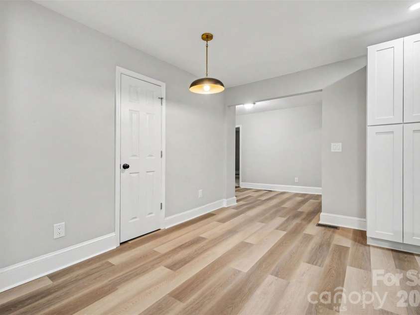 3716 Fieldcrest Road, Charlotte, NC 28217.  MLS# CAR4385478, YatesRealty ID 26167. 