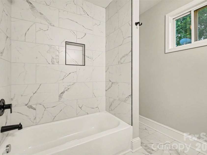 3716 Fieldcrest Road, Charlotte, NC 28217.  MLS# CAR4385478, YatesRealty ID 26167. 
