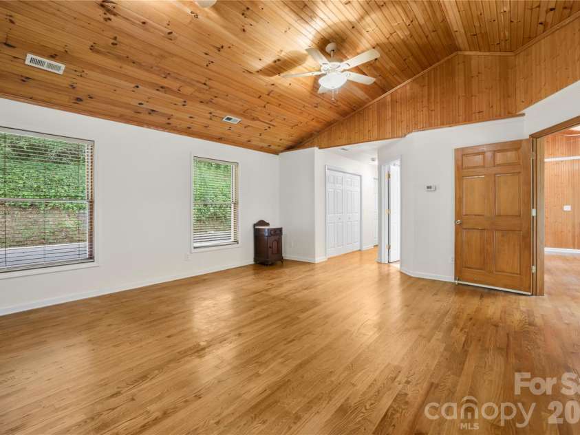 645 Fork Creek Road, Saluda, NC 28773.  MLS# CAR4398267, YatesRealty ID 26169. 