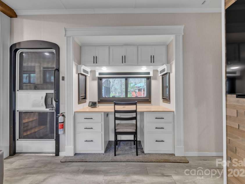 177 Finch Way, West Jefferson, NC 28694.  MLS# CAR4249752, YatesRealty ID 2617. 