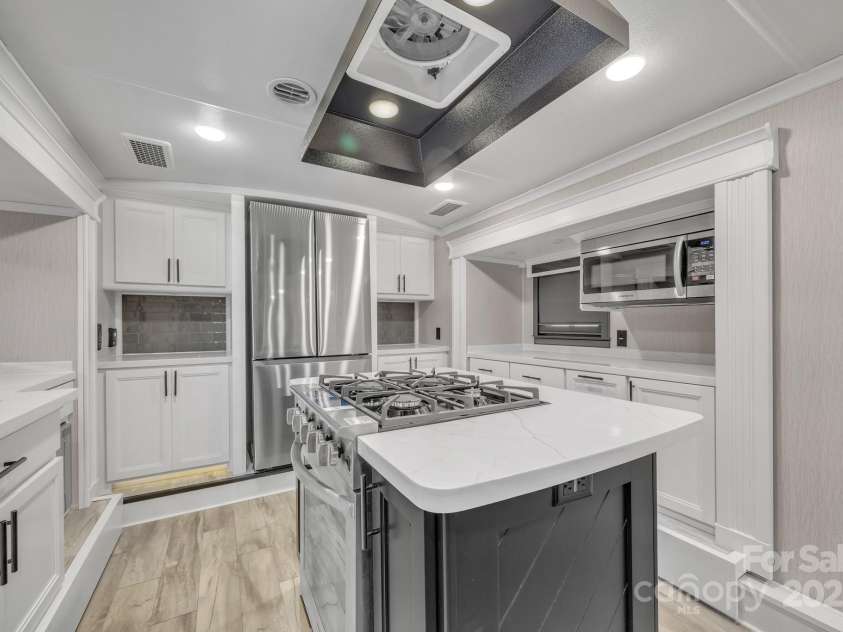 177 Finch Way, West Jefferson, NC 28694.  MLS# CAR4249752, YatesRealty ID 2617. 