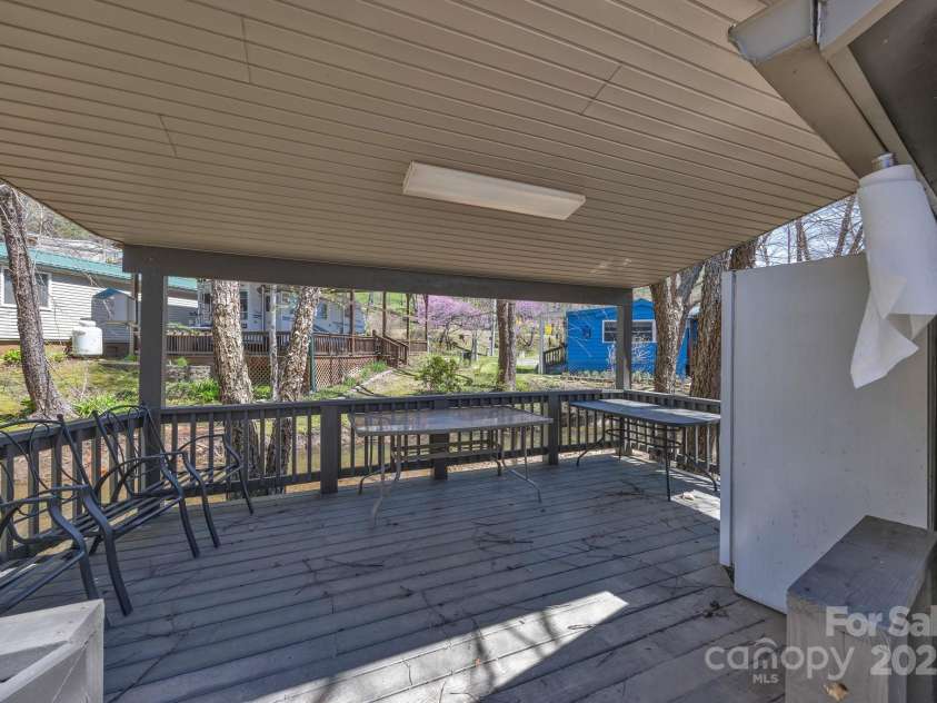 177 Finch Way, West Jefferson, NC 28694.  MLS# CAR4249752, YatesRealty ID 2617. 