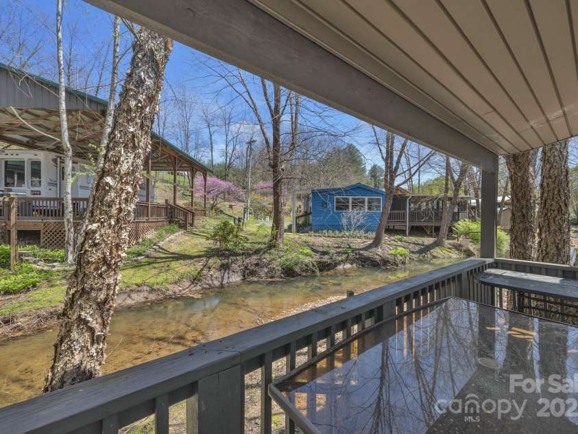 177 Finch Way, West Jefferson, NC 28694.  MLS# CAR4249752, YatesRealty ID 2617. 