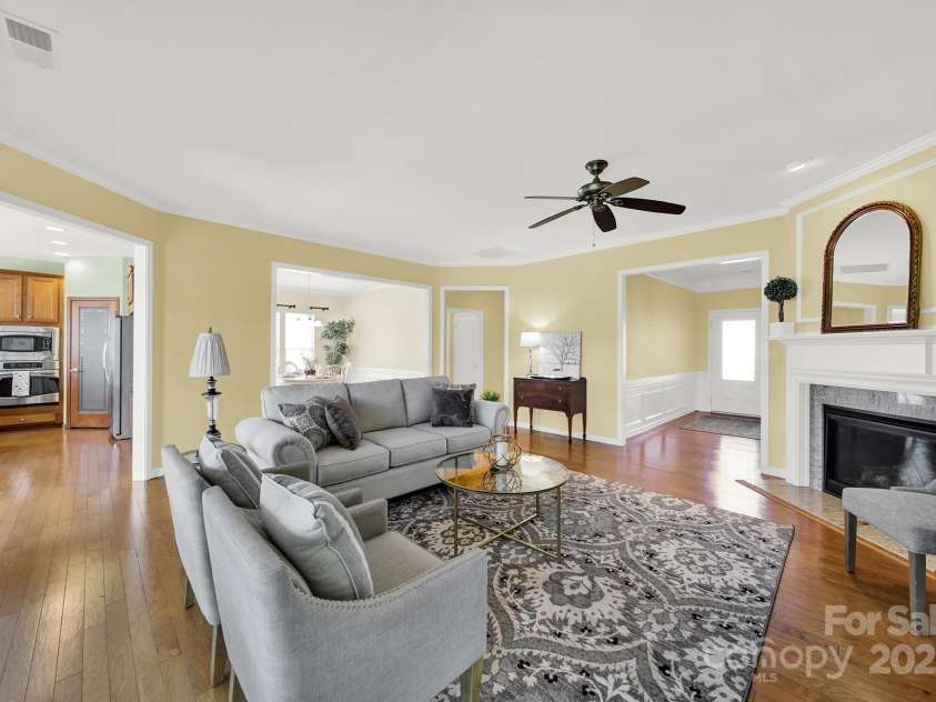 7203 Shenandoah Drive, Fort Mill, SC 29707.  MLS# CAR4221538, YatesRealty ID 2617. 