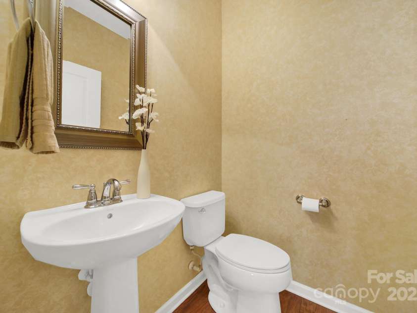 7203 Shenandoah Drive, Fort Mill, SC 29707.  MLS# CAR4221538, YatesRealty ID 2617. 