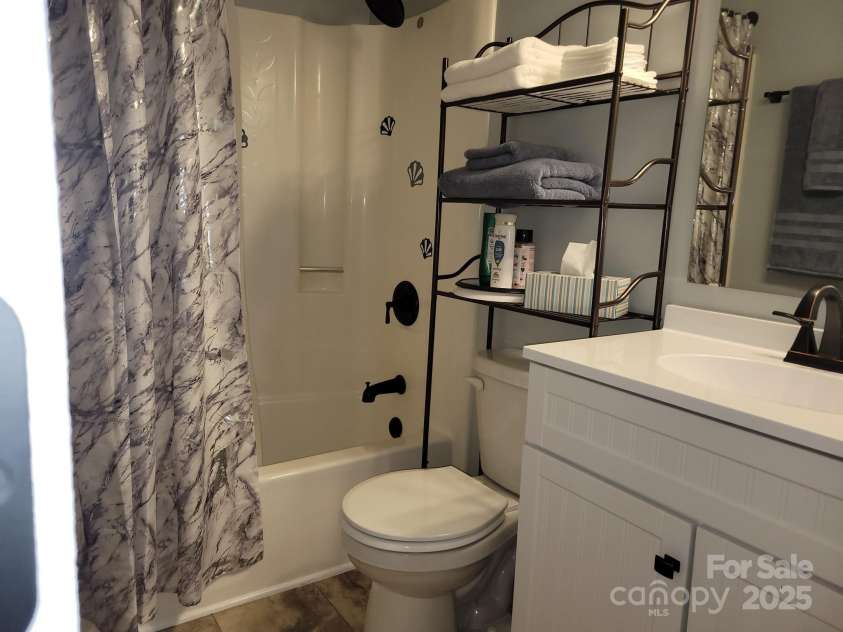 854 Silver Fox Drive, Concord, NC 28025.  MLS# CAR4251256, YatesRealty ID 26171. Did I mention, 3 full baths?