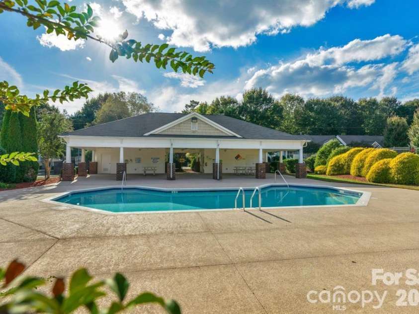 2081 Shady Pond Drive, Clover, SC 29710.  MLS# CAR4385215, YatesRealty ID 26174. 