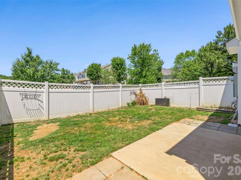 2081 Shady Pond Drive, Clover, SC 29710.  MLS# CAR4385215, YatesRealty ID 26174. 