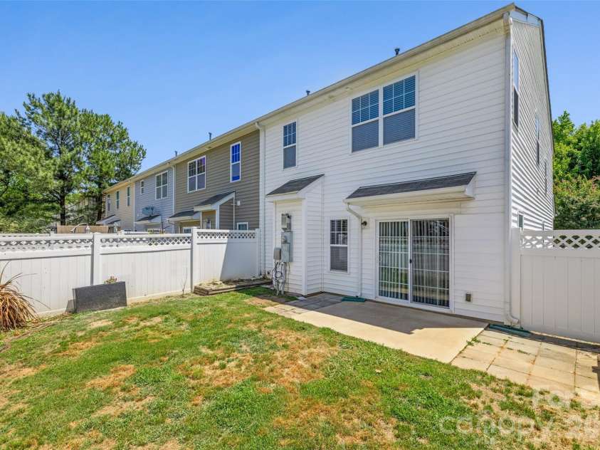 2081 Shady Pond Drive, Clover, SC 29710.  MLS# CAR4385215, YatesRealty ID 26174. 