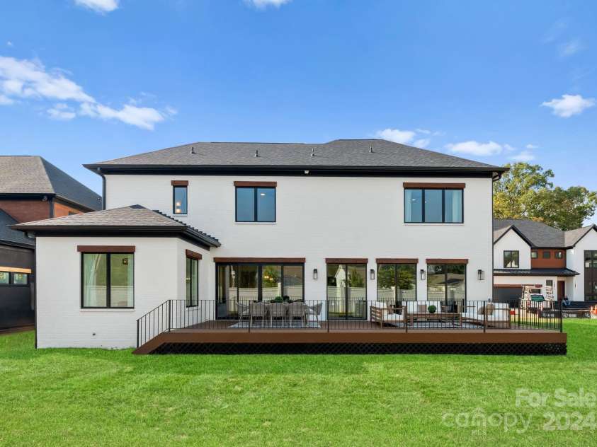 5428 Carmel Road, Charlotte, NC 28226.  MLS# CAR4189803, YatesRealty ID 26176. 5428 Carmel Road