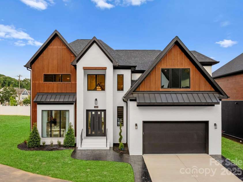 5428 Carmel Road, Charlotte, NC 28226.  MLS# CAR4189803, YatesRealty ID 26176. 5428 Carmel Road