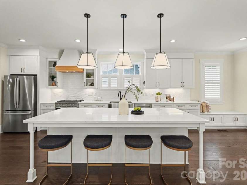 2120 Highland Street, Charlotte, NC 28208.  MLS# CAR4373959, YatesRealty ID 26178. 